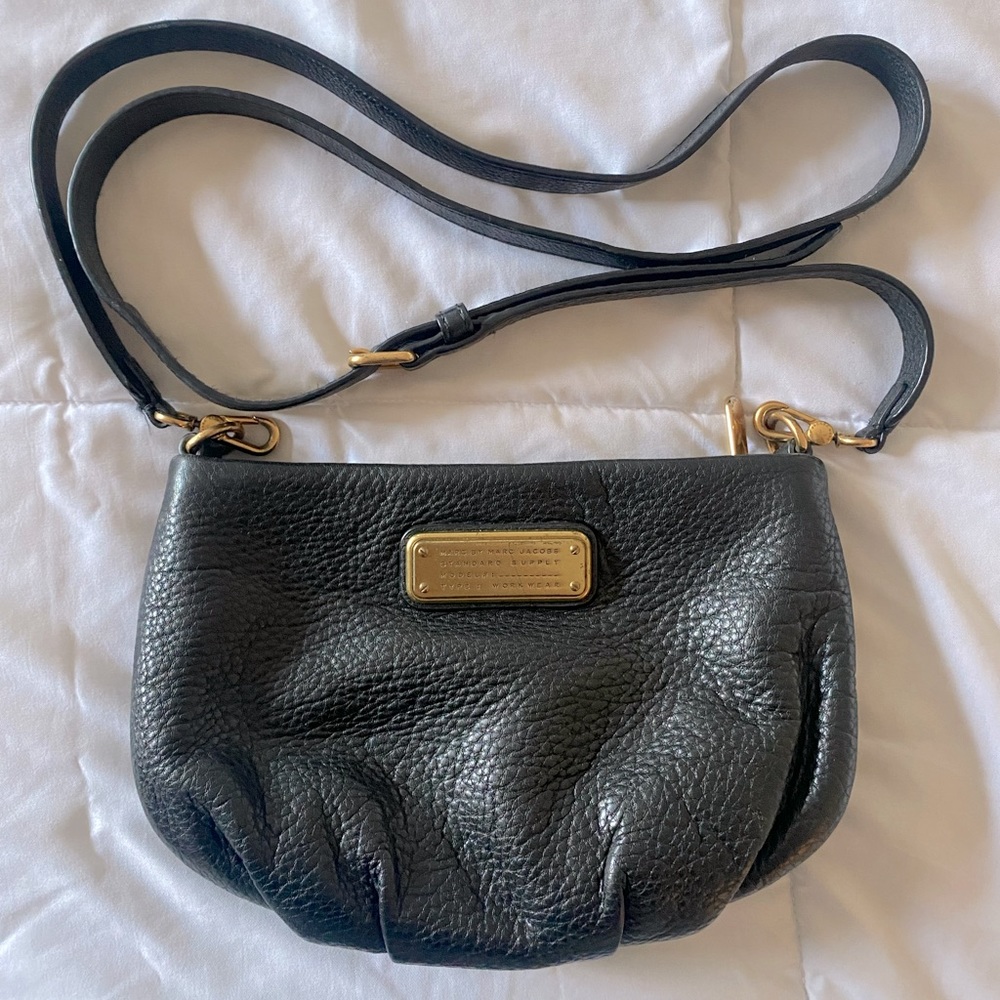 MARC JACOBS black leather small crossbody bag